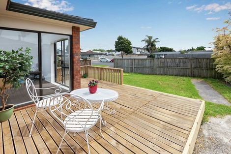 Photo of property in 1/328 Bucklands Beach Road, Bucklands Beach, Auckland, 2012