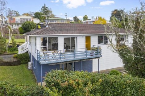 Photo of property in 13 Mcclintock Road, Massey, Auckland, 0614