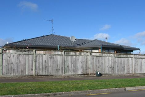 Photo of property in 75 Lyndhurst Street, Takaro, Palmerston North, 4412