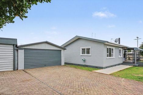 Photo of property in 15 Carlisle Street, Greerton, Tauranga, 3112