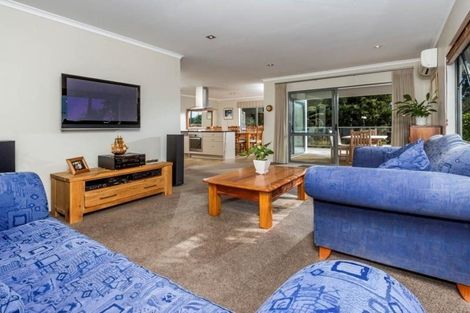 Photo of property in 36a Verran Road, Birkdale, Auckland, 0626