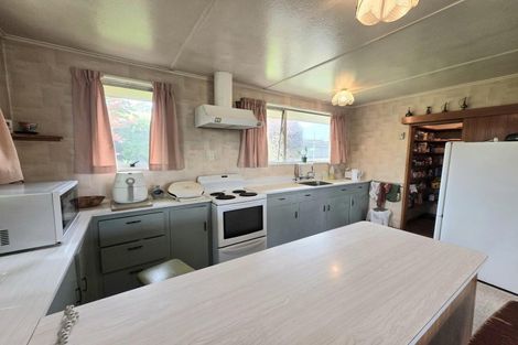 Photo of property in 17 Awamoa Road, South Hill, Oamaru, 9400