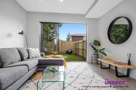 Photo of property in 7/148 Lincoln Road, Henderson, Auckland, 0610