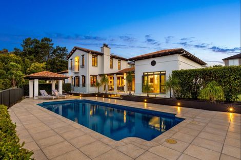 Photo of property in 21 Penwood Close, East Tamaki Heights, Auckland, 2016