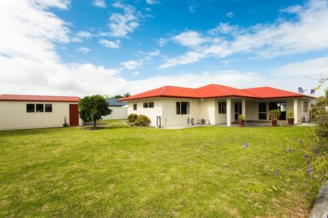 Photo of property in 19 Margaret Place, Lytton West, Gisborne, 4010