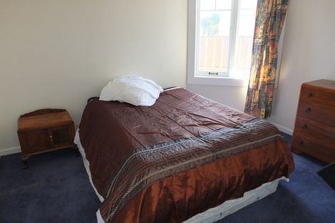 Photo of property in 19 Nash Parade, Foxton Beach, Foxton, 4815