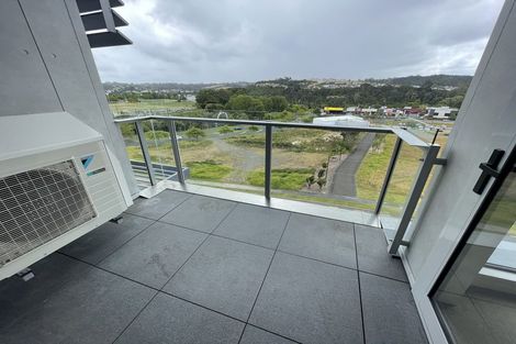 Photo of property in 604/27 Don Mckinnon Drive, Albany, Auckland, 0632