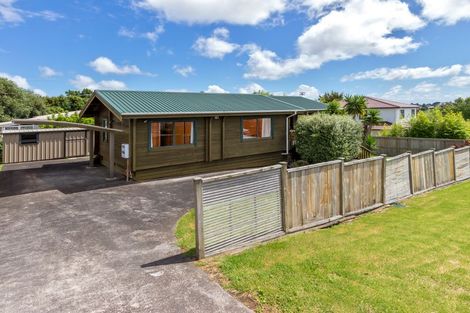 Photo of property in 1/40 Drake Street, Howick, Auckland, 2014