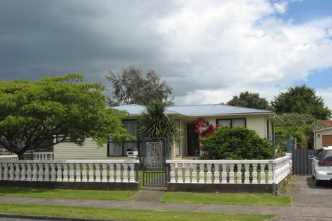 Photo of property in 112 Rowandale Avenue, Manurewa, Auckland, 2102