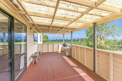 Photo of property in 2768 Martinborough Pirinoa Road, Pirinoa, Featherston, 5772