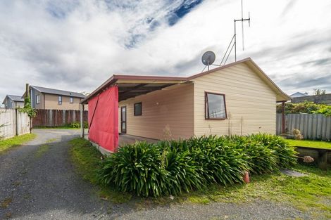 Photo of property in 9a Perry Place, Bader, Hamilton, 3206