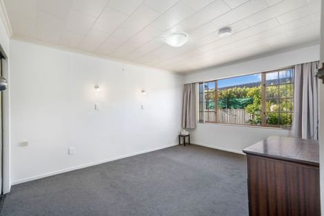 Photo of property in 96 Gladstone Terrace, Gladstone, Invercargill, 9810