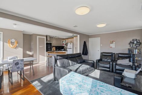 Photo of property in 1 Ure Street, Windsor, Invercargill, 9810