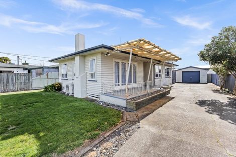 Photo of property in 227 Lumsden Place, Akina, Hastings, 4122