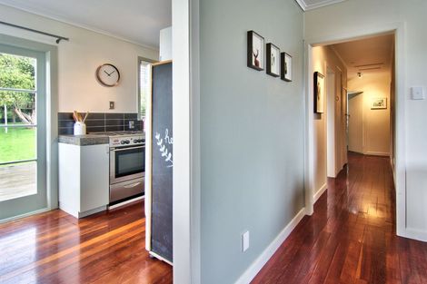 Photo of property in 13 Blease Street, New Lynn, Auckland, 0600