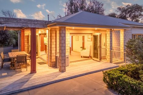 Photo of property in 20a Alison Street, Hamilton Lake, Hamilton, 3204