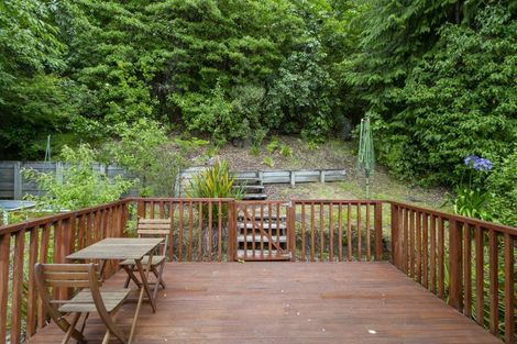 Photo of property in 33 Shera Street, Acacia Bay, Taupo, 3330