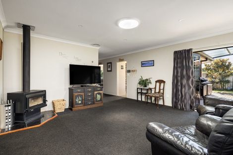 Photo of property in 57 Oteki Park Drive, Welcome Bay, Tauranga, 3112