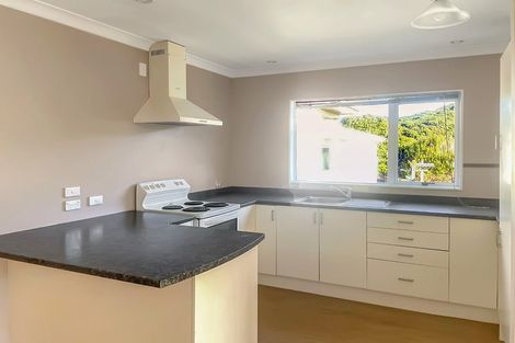 Photo of property in 10 Whenua View, Titahi Bay, Porirua, 5022