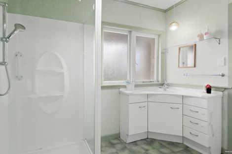 Photo of property in 699 Swanson Road, Swanson, Auckland, 0612