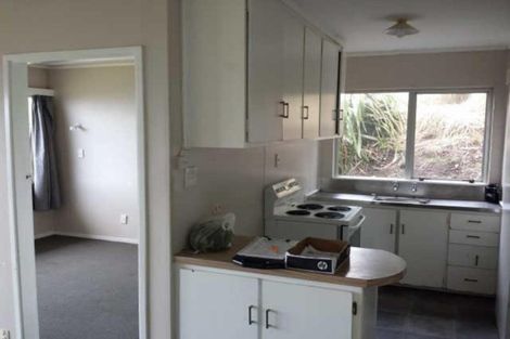 Photo of property in 16 Findlay Street, Moturoa, New Plymouth, 4310