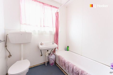 Photo of property in 16 Edinburgh Street, Green Island, Dunedin, 9018