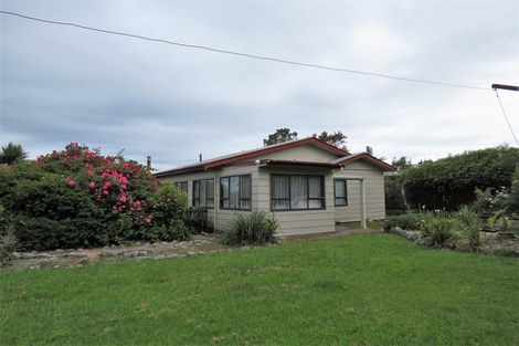 Photo of property in 14 Hawes Street, Waimangaroa, Westport, 7891