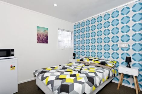 Photo of property in 17 Fort Richard Road, Otahuhu, Auckland, 1062