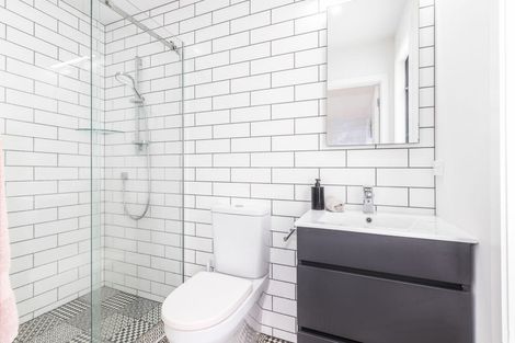 Photo of property in 9 Tauhou Place, Waikanae, 5036