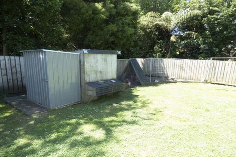 Photo of property in 12 Hamua Place, Waitara, 4320