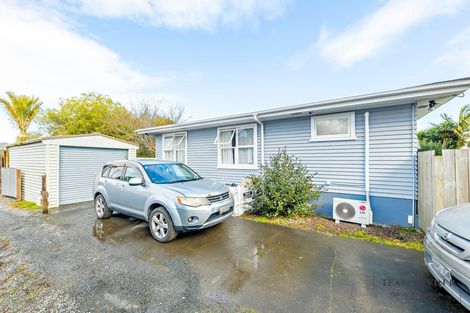 Photo of property in 1/100 Beach Road, Pahurehure, Papakura, 2113
