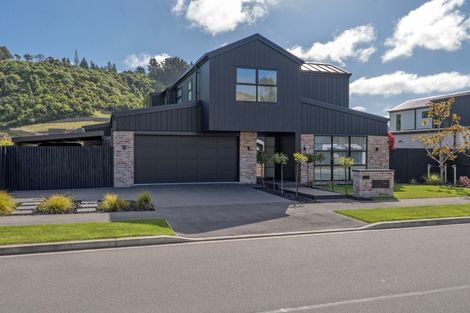 Photo of property in 14 Steve Askin Drive, Cracroft, Christchurch, 8022