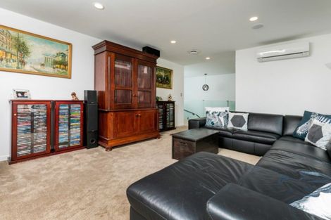 Photo of property in 1 Coastview Lane, Long Bay, Auckland, 0630
