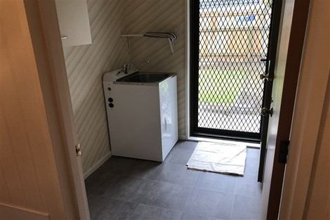 Photo of property in 32 Langston Avenue, Palmerston North, 4414