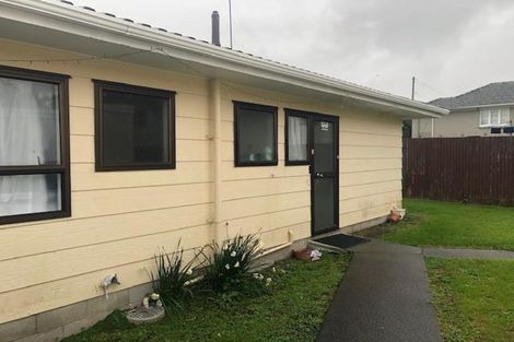 Photo of property in 2/4a Browns Road, Manurewa, Auckland, 2102