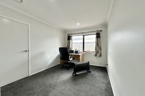 Photo of property in 33 Hopkirk Avenue, Wallaceville, Upper Hutt, 5018