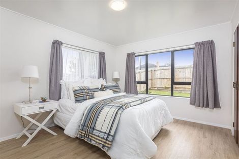 Photo of property in 1/16 Wood Street, Papakura, 2110