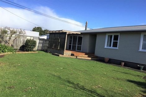 Photo of property in 406 Carrington Street, Upper Vogeltown, New Plymouth, 4310