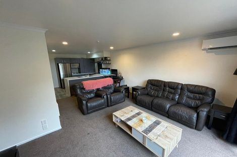 Photo of property in 9f Denver Place, Hamilton East, Hamilton, 3216
