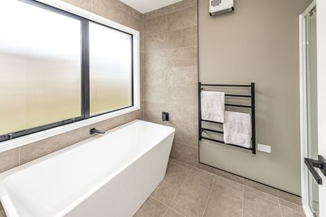 Photo of property in 36 Tirimoana Place, Otamatea, Whanganui, 4501