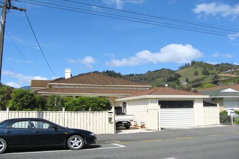 Photo of property in 115 Tasman Street, Nelson, 7010