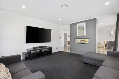 Photo of property in 9 Pumice Glade, Pyes Pa, Tauranga, 3112