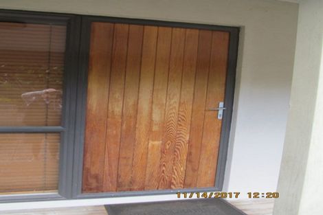 Photo of property in 12a Wicklam Lane, Greenhithe, Auckland, 0632