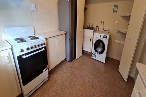 Photo of property in 11a Royal Crescent, Saint Kilda, Dunedin, 9012