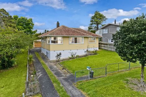 Photo of property in 84 Glendene Avenue, Glendene, Auckland, 0602