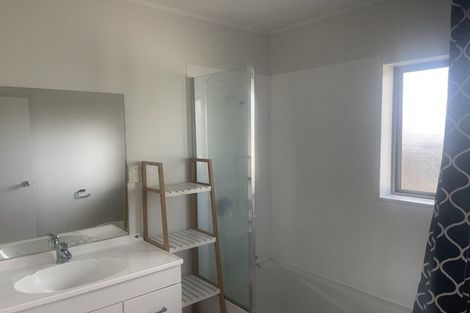 Photo of property in 6 Mark Edgar Place, Clendon Park, Auckland, 2103