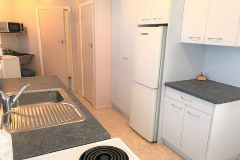 Photo of property in 3 Huia Place, Levin, 5510