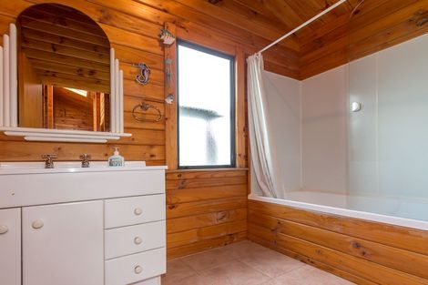 Photo of property in 1/40 Drake Street, Howick, Auckland, 2014