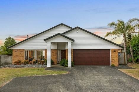 Photo of property in 81 Summerland Drive, Henderson, Auckland, 0612
