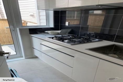 Photo of property in 30 Lisnoble Road, Flat Bush, Auckland, 2019